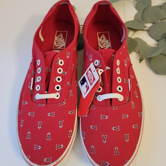 Vans off the wall Anaheim Angels Red sneakers Men's size 13 - Picture 5 of 9